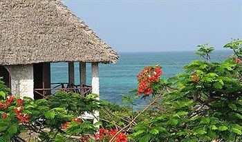 Tijara Beach Hotell Mombasa Exteriör bild